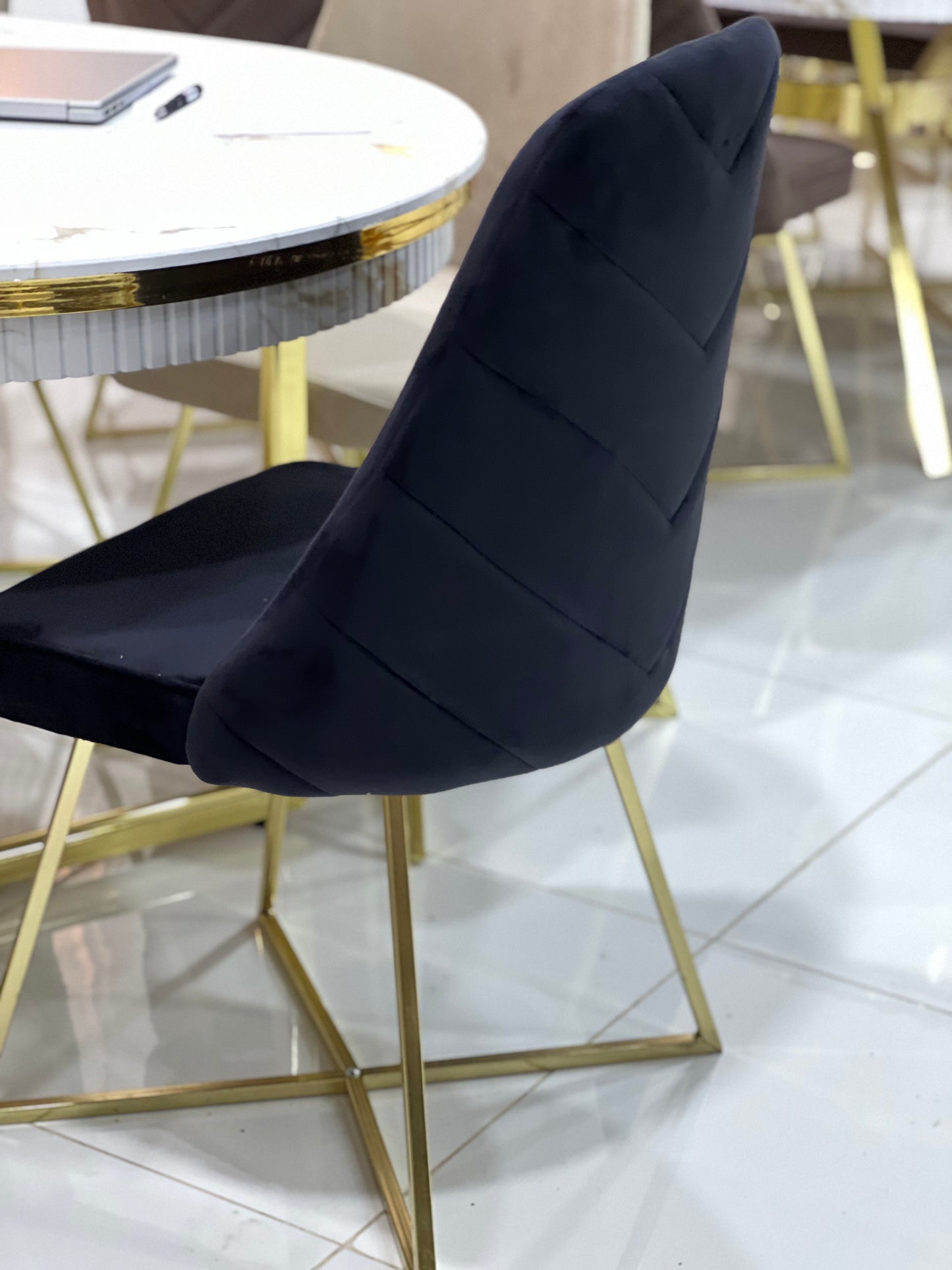 TABLE SOLTANA IMPORTATION